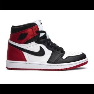 Air Jordan 1  High Satin Red
